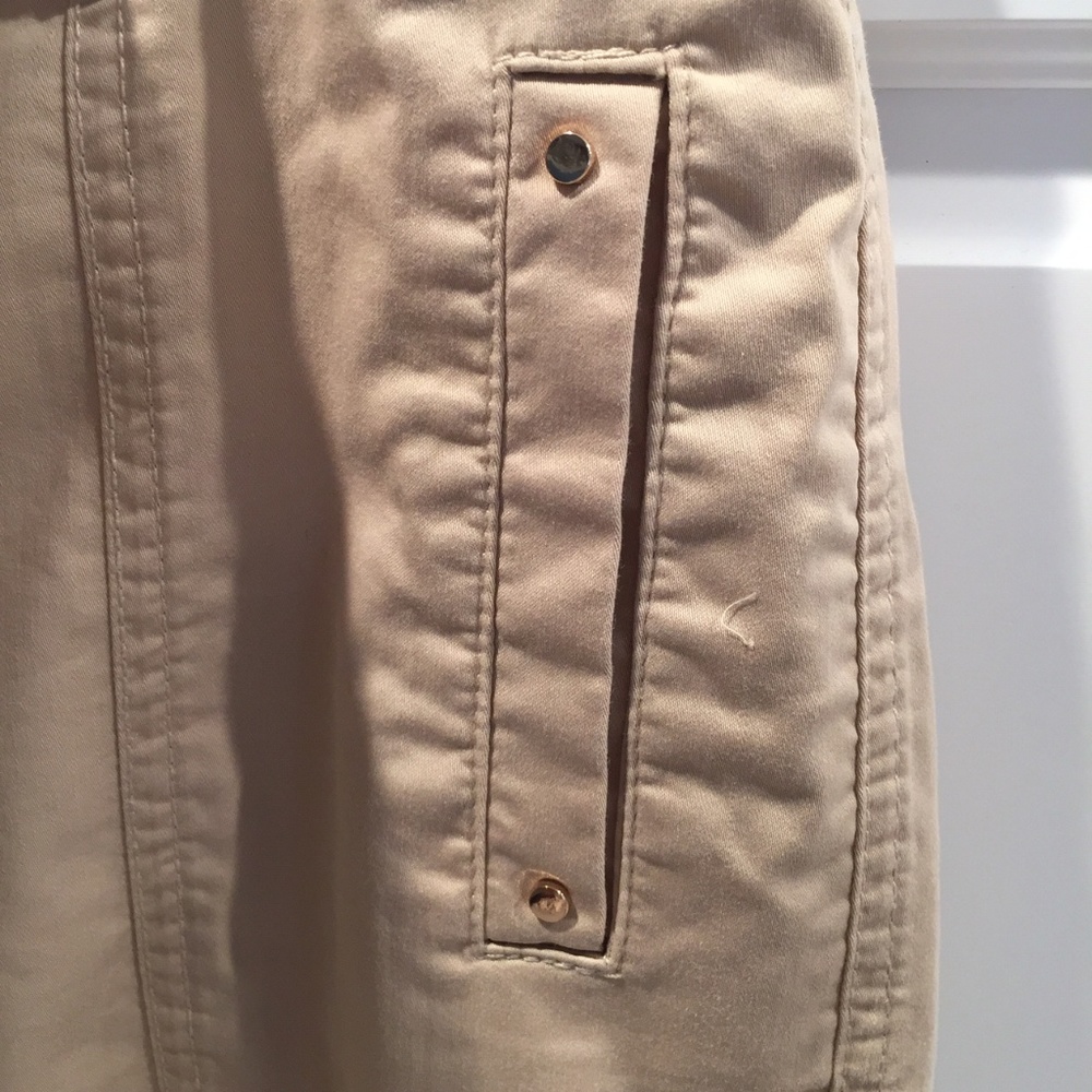 Chico's Tan Crop Cargo Pants with gold trim/zipper - Picture 5 of 7